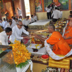 សម្តេចចៅហ្វាវាំង គង់ សំអុល អញ្ជើញចូលរួមពិធីបង្សុកូលឧទ្ទិសកុសល ថ្វាយព្រះវិញ្ញាណក្ខន្ធព្រះសពសម្តេចព្រះ...