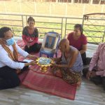 លោក​ ងិន​ ហ៊ុន ​​ប្រគល់​ថវិកា​​ជូន​គ្រួសារ​សព​​សមាជិក​សមាគម​​មិត្ត​បុគ្គលិក​​កសិក​ម្មកម្ពុជា ​​​ចំនួ...