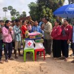 លោក​ជំទាវ​ ​កែ​​ ច័ន្ទ​មុ​នី​ ចុះ​សួរ​សុខ​ទុក្ខ​ និង​ផ្តល់​អំណោយ​​គ្រួសារ​រងគ្រោះ ដោយសារខ្យល់កន្ដ្រា...