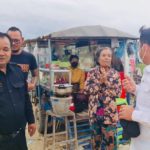 អាជ្ញាធរចុះណែនាំពលរដ្ឋឲ្យបញ្ឈប់ការលក់ដូរនិងទទួលទានអាហារលើផ្លូវរថភ្លើង នៅសង្កាត់...