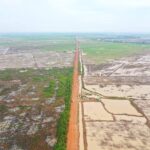 អាជ្ញាធរខេត្តកំពង់ឆ្នាំង កំពុងពន្លឿនការកាត់ឆ្វៀលដីជូនប្រជាពលរដ្ឋនៅក្នុងស្រុក...