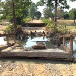 ជំនន់ទឹកភ្លៀងបណ្តាលឲ្យខូចខាតផ្លូវជាច្រើនខ្សែនិងស្លាប់មនុស្ស ម្នាក់ នៅក្នុងស្រុកសាម...