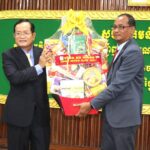រដ្ឋបាលខេត្តកំពង់ឆ្នាំង ទទួលប្រតិភូវៀតណាម ខេត្តអាងយ៉ាង មកជូនពរឆ្នាំថ្មី