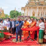 ឯកឧត្តម ហ៊ុន ម៉ាណែត អញ្ជើញសម្ពោធឆ្លងអគារពុទ្ធិកបឋមសិក្សា និងសមិទ្ធផលនានាក្នុងវត្តភ្នំសន្ទូច នៅខ...