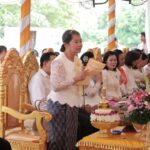 សម្តេចកិត្តិសង្គហបណ្ឌិត ម៉ែន សំអន អំពាវនាវពលរដ្ឋត្រូវរួមគ្នាថែរក្សាសុខសន្តិភាព ដើ...