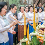 សម្ដេចកិត្តិព្រឹទ្ធបណ្ឌិត ប៊ុន រ៉ានី ហ៊ុន សែន និងលោកជំទាវ ពេជ ចន្ទមុន្នី អញ្ជើញជាអធិបតីក្នុងពិធីបួង...