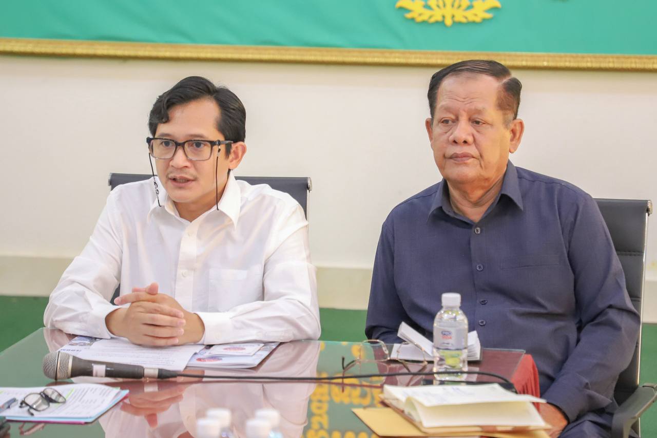 អ្នកនាំពាក្យក្រសួងព័ត៌មានតម្រង់ទិសការងារព័ត៌មាន និងសាធារណមតិដល់មន្រ្តីរាជការមន្ទីរព័ត៌មានខេត្តកំពង់ឆ្នាំង