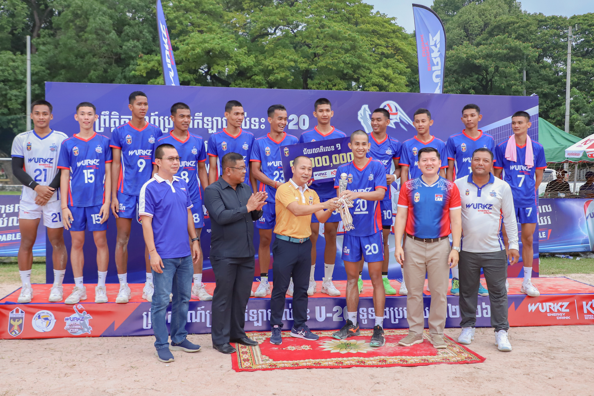 ស្នងការដ្ឋាននគរបាលខេត្តពោធិសាត់ ក្លាយជា​ម្ចាស់ជើងឯកពានរង្វាន់បាល់ទះ U20 ទូទាំងប្រទេស ឆ្នាំ២០២៦ ខណៈម្ចាស់ផ្ទះ ឫទ្ធិសែន កំពង់ឆ្នាំង បានត្រឹមជើងឯករង