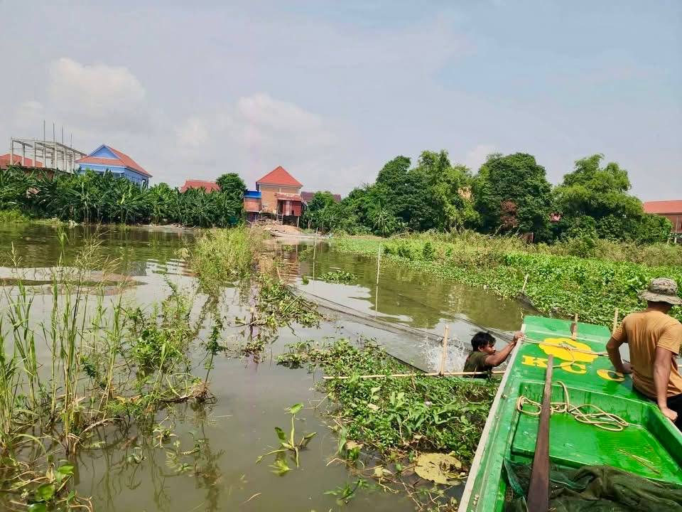 របាំងស្បៃមុង១០កន្លែង ត្រូវកម្លាំងជំនាញជលផលរុះរើបំផ្លាញចោល នៅក្នុងភូមិសាស្ត្រស្រុកជលគិរី